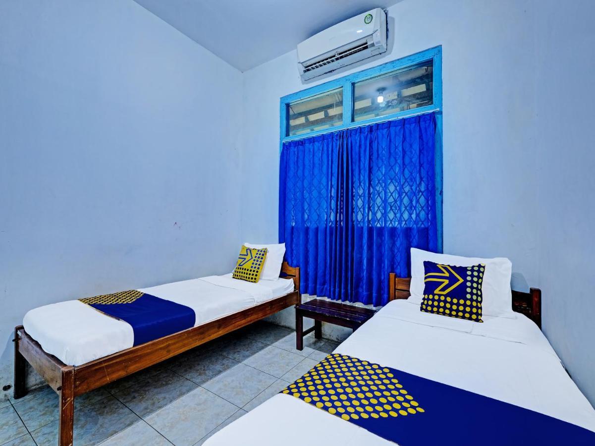 Hotel Spot On 2275 Omah Jm à Beran Kidul Extérieur photo