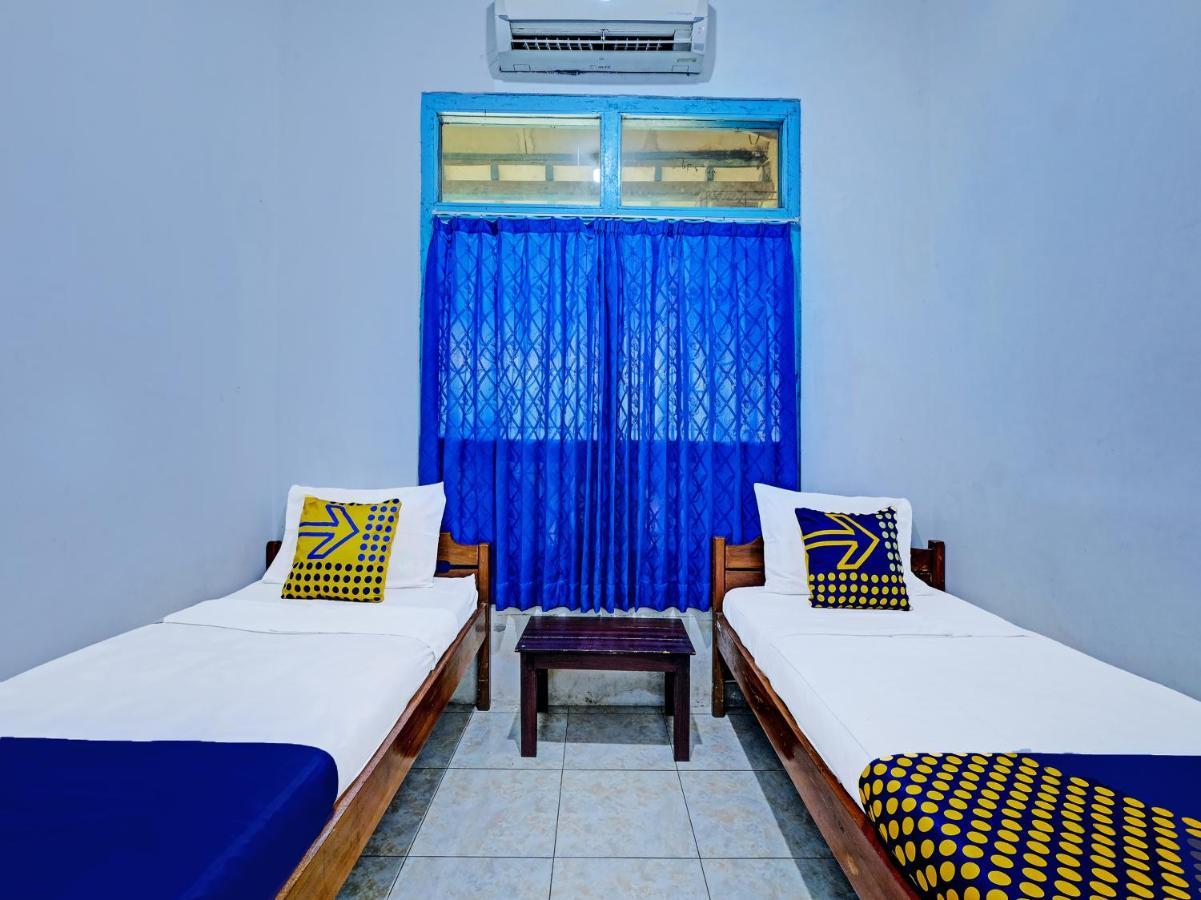 Hotel Spot On 2275 Omah Jm à Beran Kidul Extérieur photo